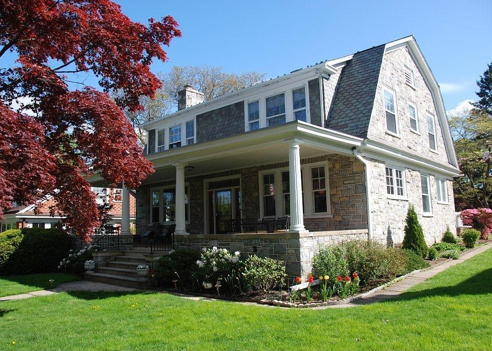 Handsome Stone Property