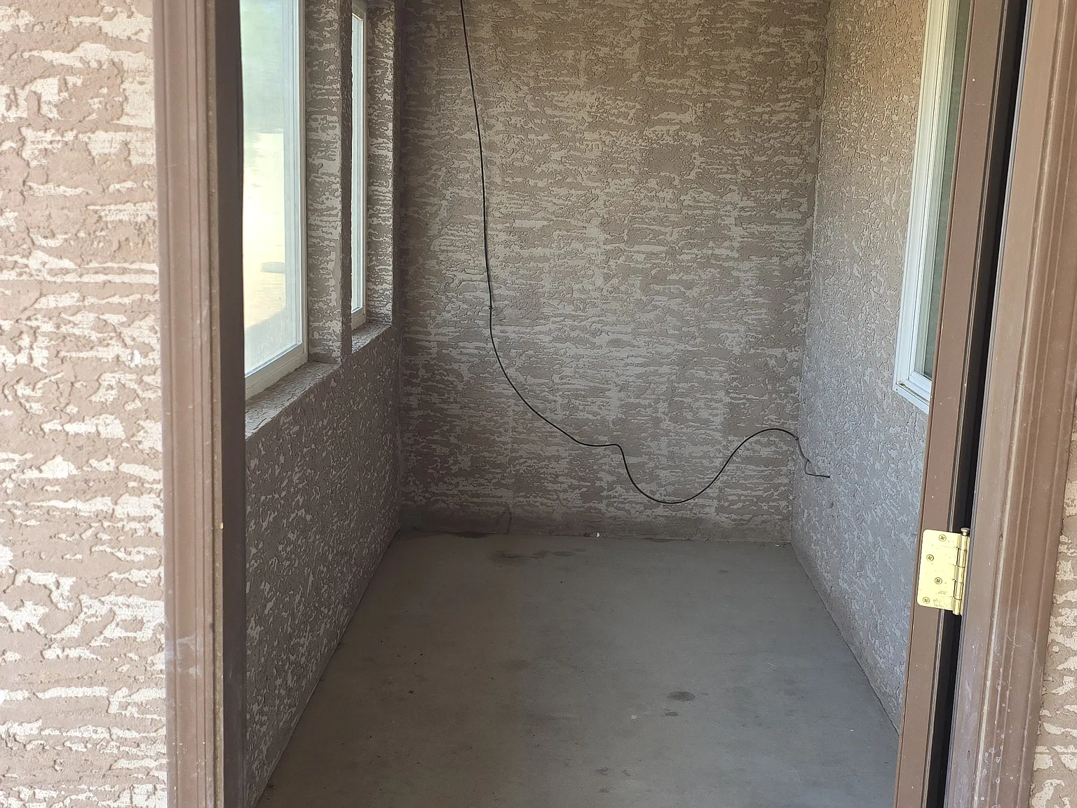 3 bed, 1570 sqft, $2,150 — Photo 2
