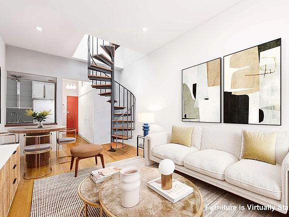 2nd image of 36 W 35th St #Penthouse B