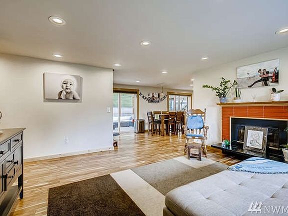 2nd image of 21118 95th Ave SE