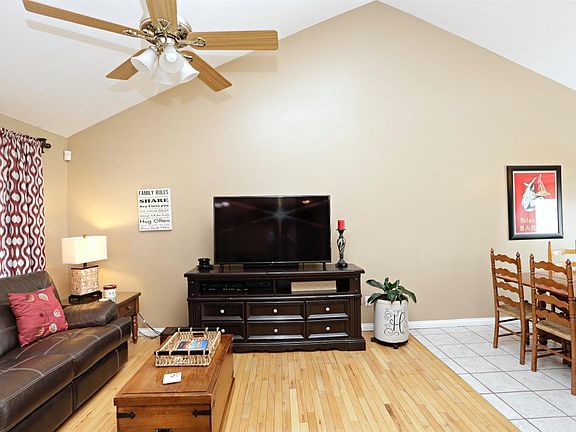 4th image of 1089 Brandy Ln