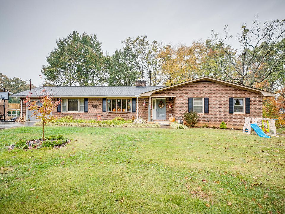 1st image of 710 Judith Dr