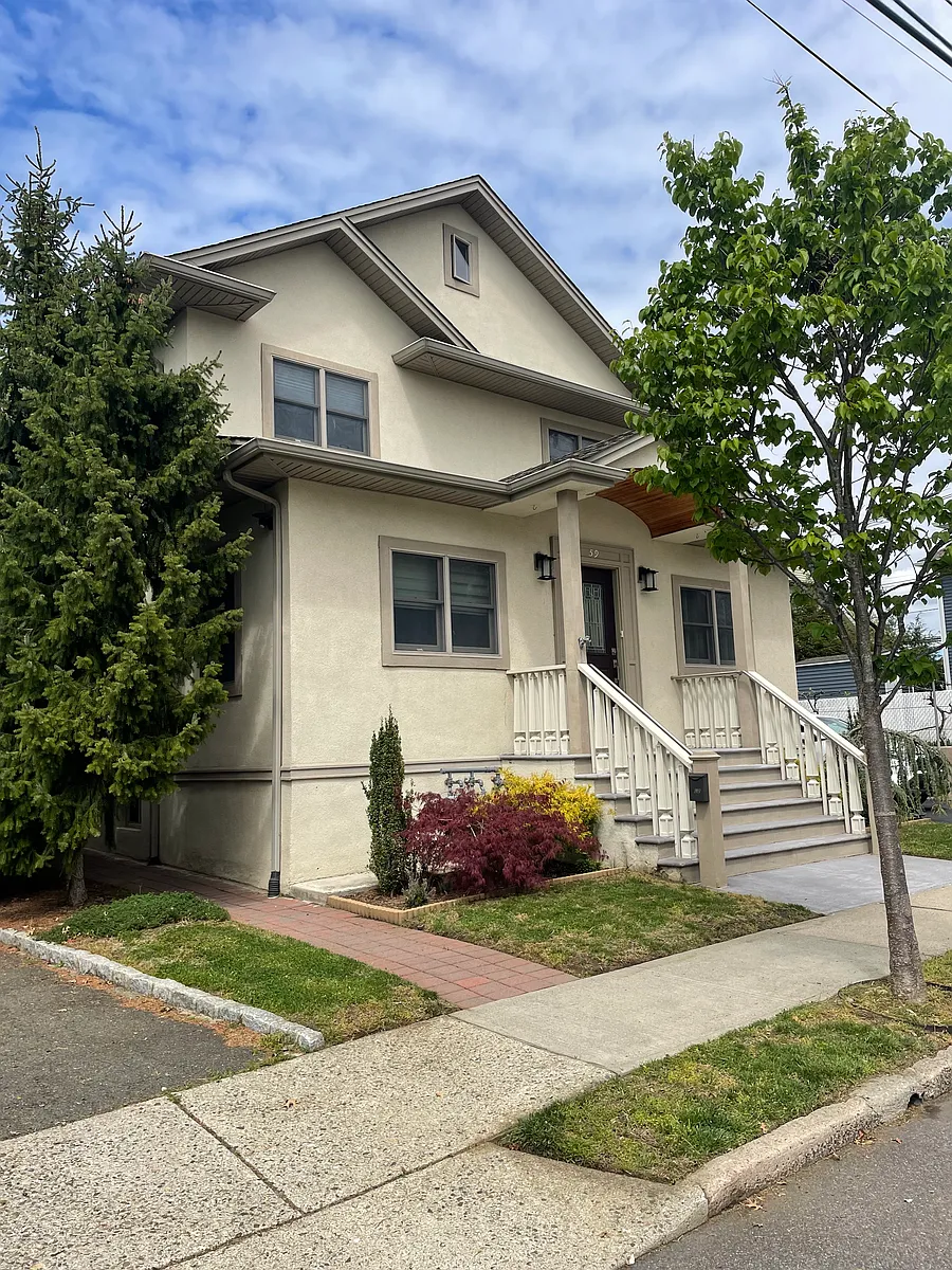 Building Photo - 59 Elberon Ave #2