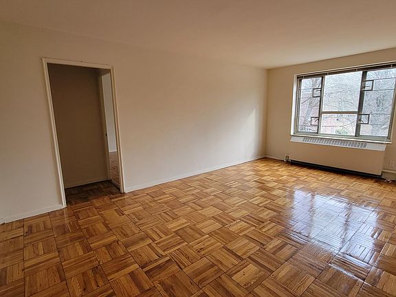 2nd image of 19017 69th Ave #C3