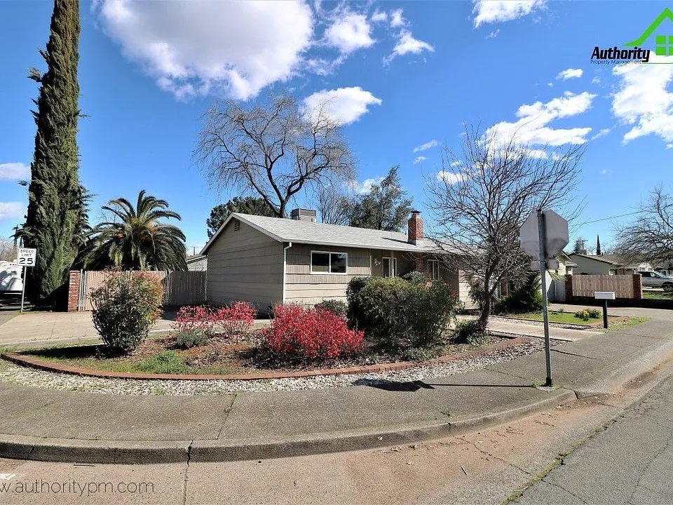 3909 Mercury Dr