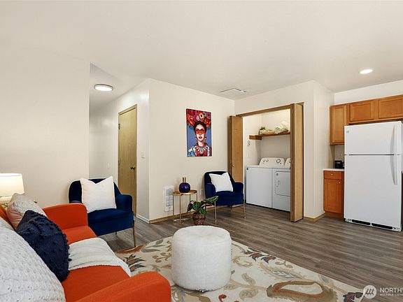 2nd image of 4552 S Puget Sound Avenue