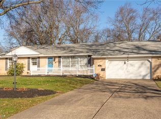 2769 Englewood Dr NE, Canton, OH