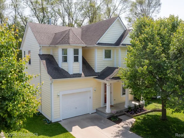 57296 Curtis St, Washington, MI 48094