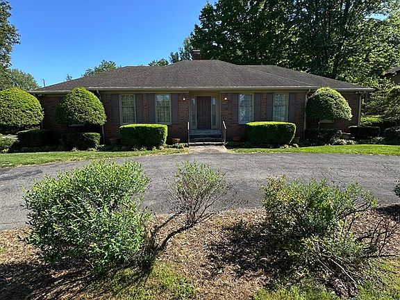 4th image of 1335 Lois Ln