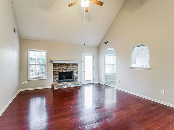 3rd image of 4119 Alaina Ave