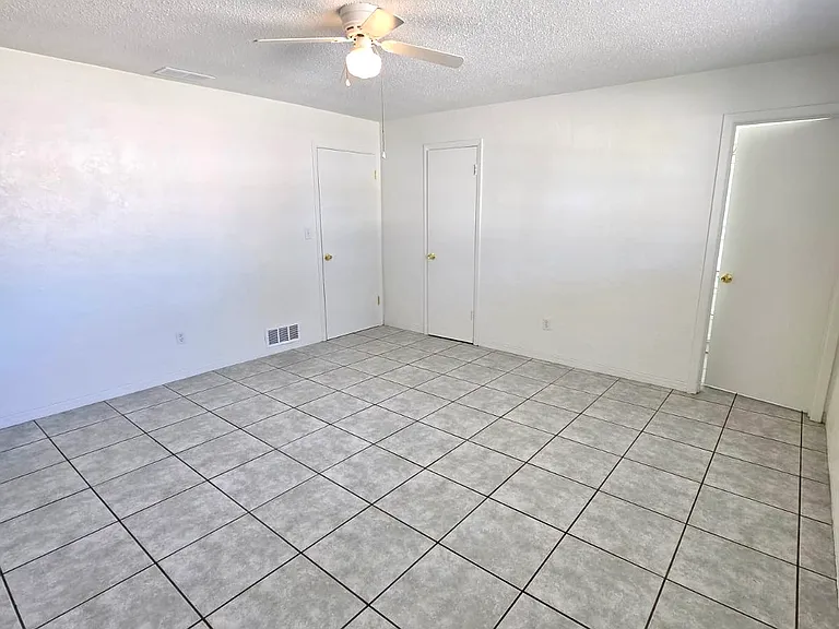 192 Ponce De Leon Dr — Photo 9