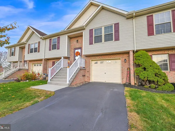 22 Front St, Mc Sherrystown, PA 17344