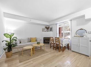 415 Jarvis St #121, Toronto, ON M4Y3C1