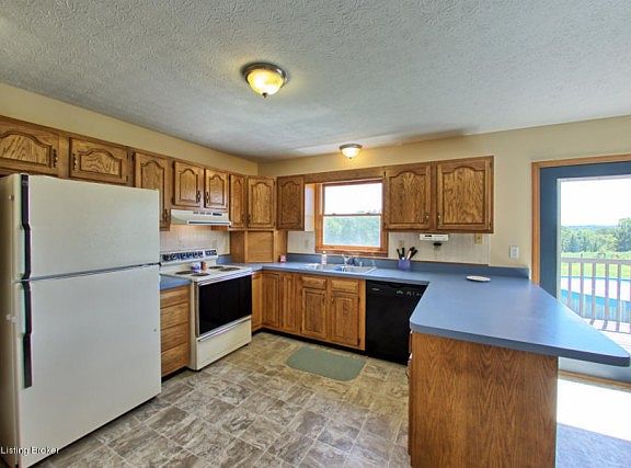 2nd image of 260 S Downs Ln
