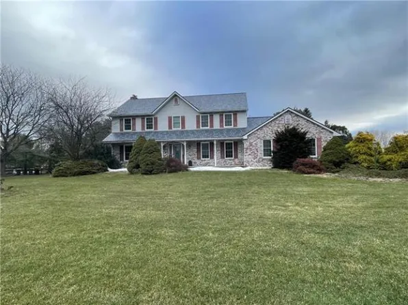 8486 Airport Rd, Northampton, PA 18067