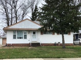 904 Talmadge Ave, Wickliffe, OH
