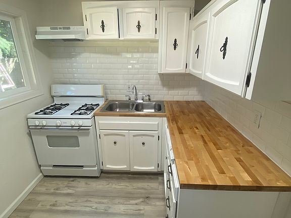 4th image of 3475 SE 3rd St #1