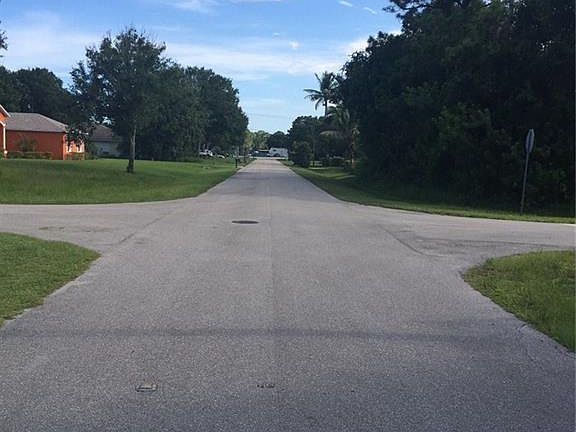3rd image of 4606 49th Ave
