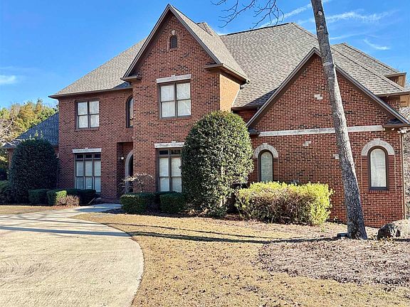 2nd image of 5167 Lake Crest Cir