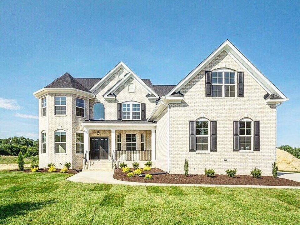 1st image of 913 Alden Parke Dr