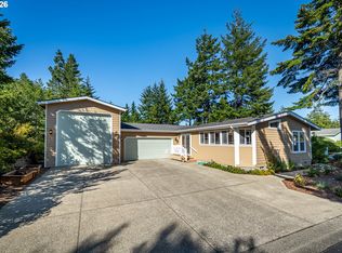 882 Western Way, Florence, OR 97439
