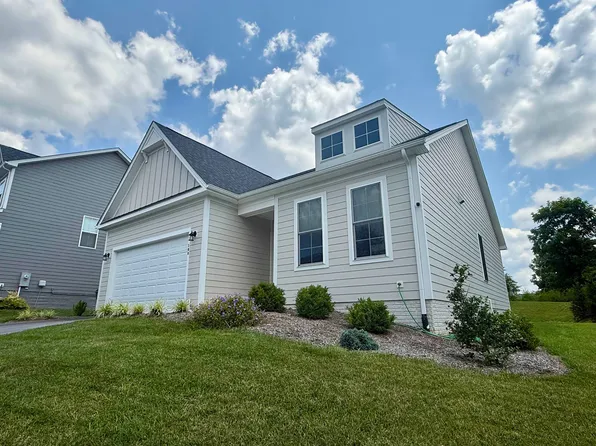 100 Kinloch Dr, Blacksburg, VA 24060