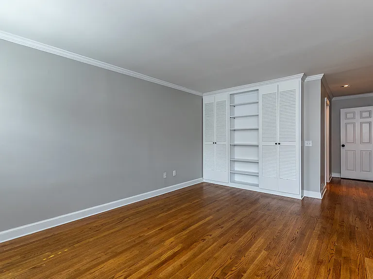 2 Emerson Ct — Photo 17