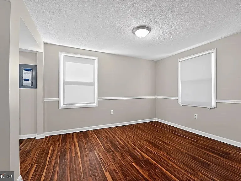 1327 Passage Dr — Photo 5