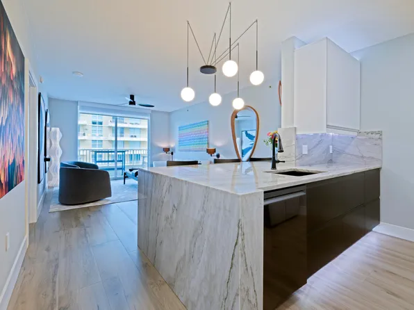 700 E Boynton Beach Boulevard #1107, Boynton Beach, FL 33435