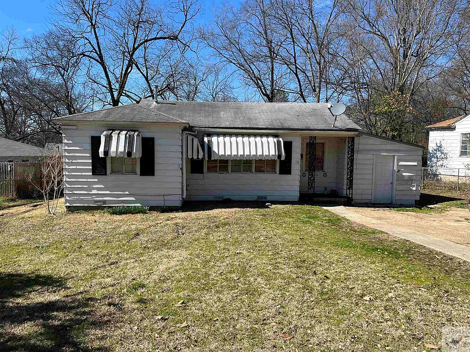 1st image of 3413 Moore Dr