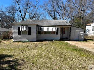 3413 Moore Dr, Texarkana, TX 75503