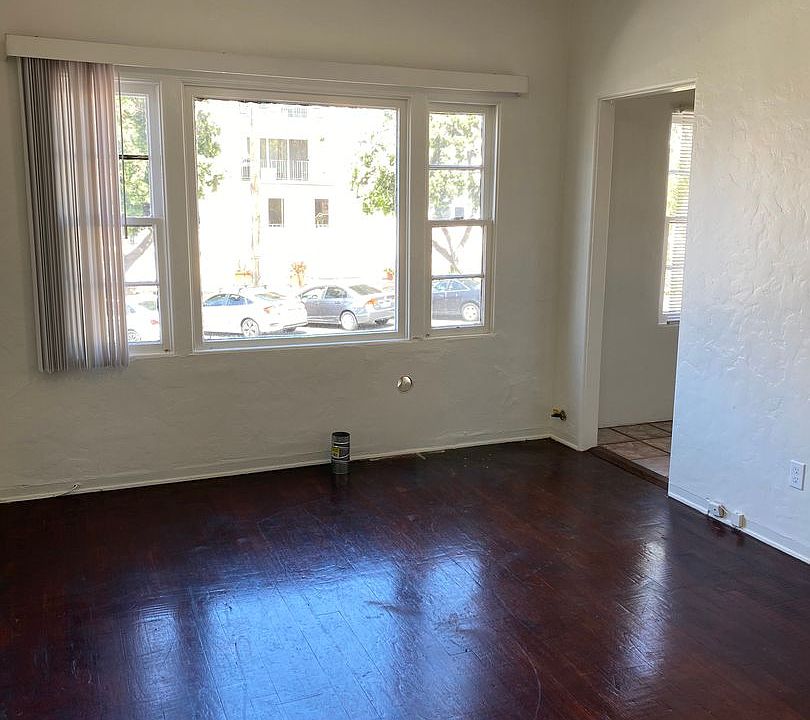 1st image of 2245 2nd Ave #3