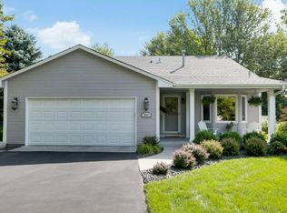 8668 Shadyview Ct, Maple Grove, MN 55311