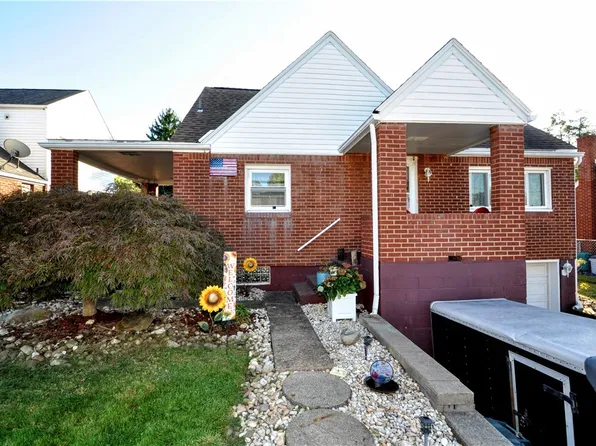 140 Carmella Dr, White Oak, PA 15131