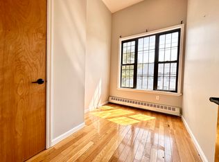 659 Onderdonk Ave FRONT 2A, Ridgewood, NY 11385
