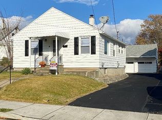 15 New York Ave, Johnson City, NY 13790