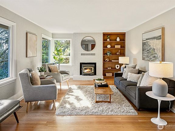 5th image of 2209 NE 177th Street