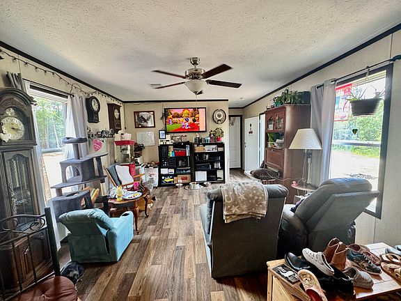 4th image of 27255 Bull Creek Dr W
