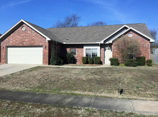 3808 Wildflower Ln, Benton, AR 72015