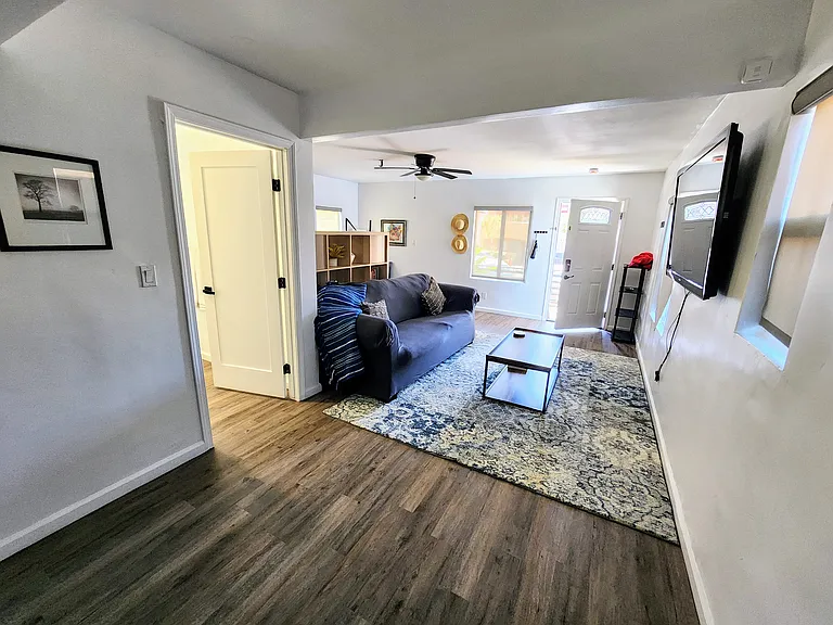 2074 Newton Ave #A — Photo 19