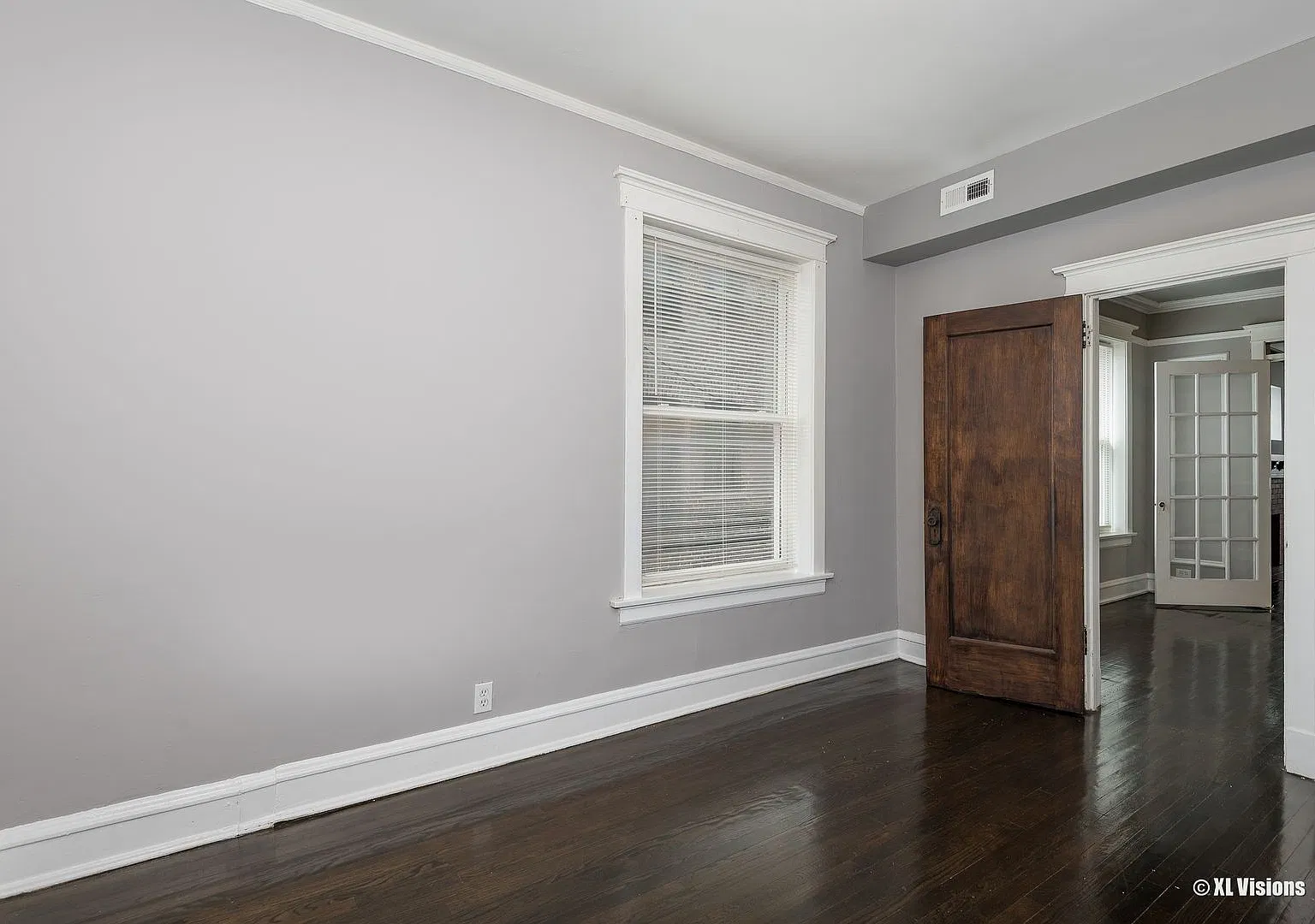 5039 S Champlain Ave — Photo 4