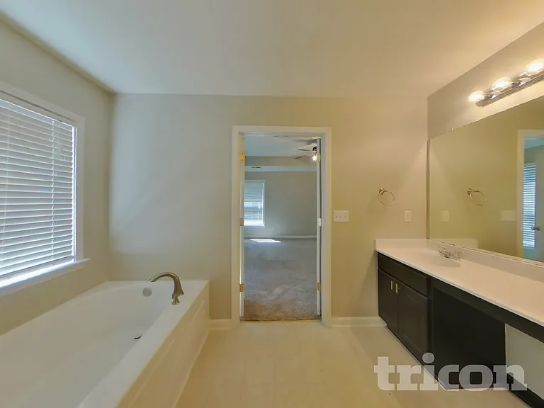 3535 Arbroath Dr — Photo 7