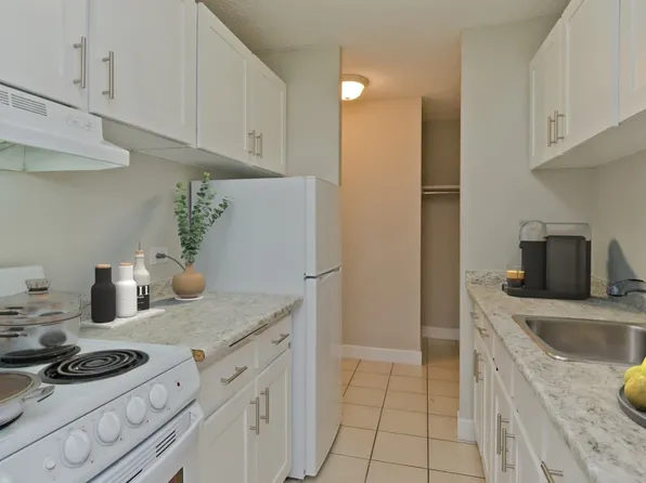 Mayfair Place Apartments