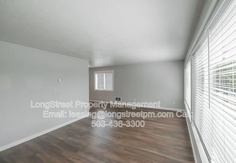 208 5th Ave SE #208 — Photo 10