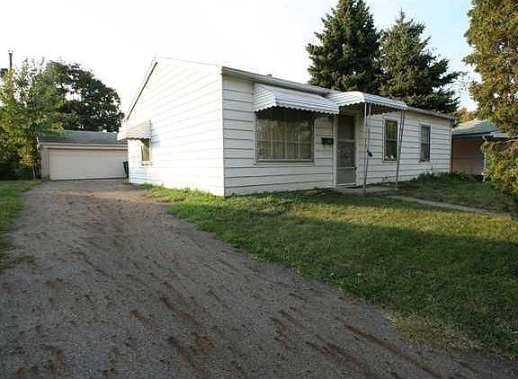 2nd image of 2731 Claude Dr