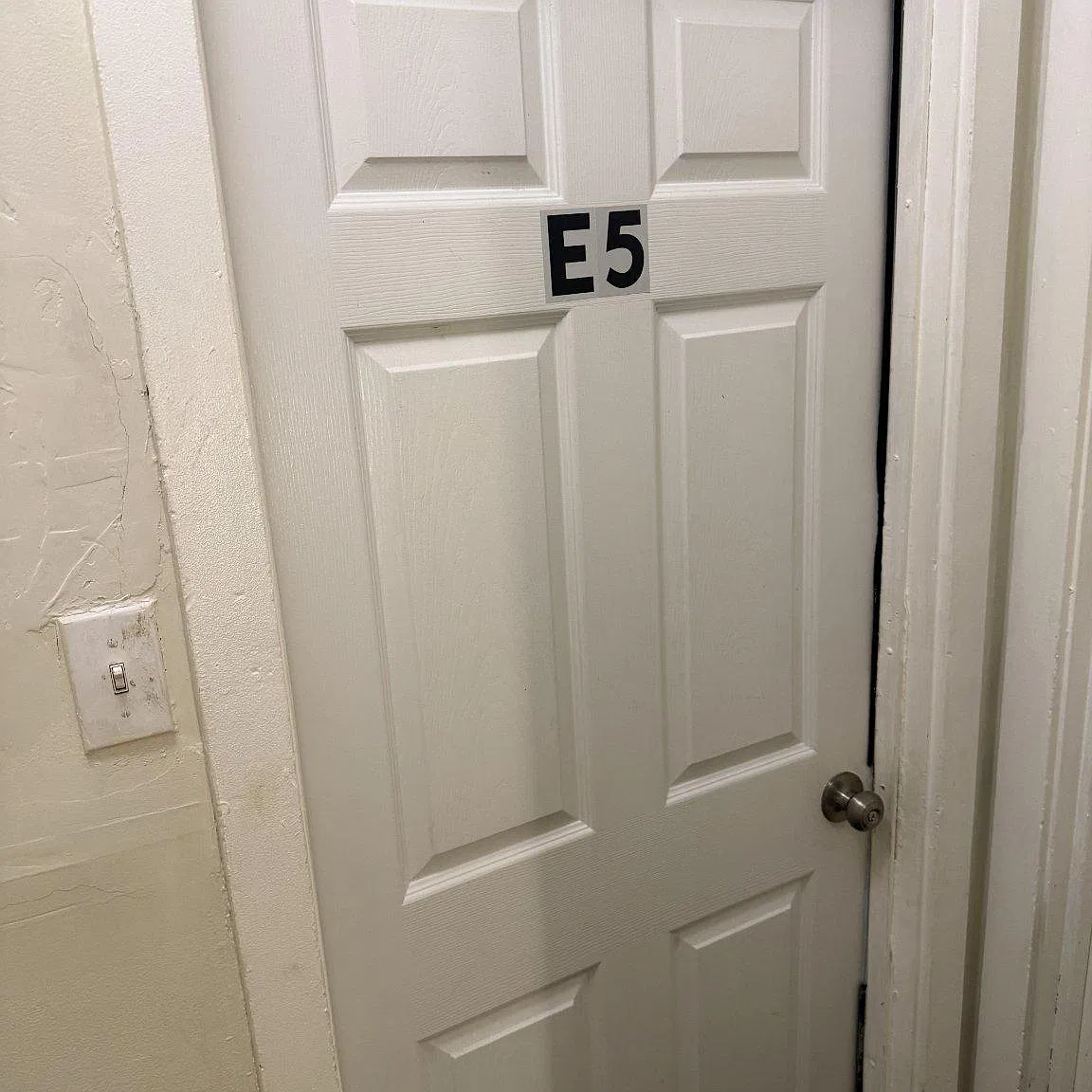 1 bed, 1.0 bath, 2814 sqft, $2,150 — Photo 2