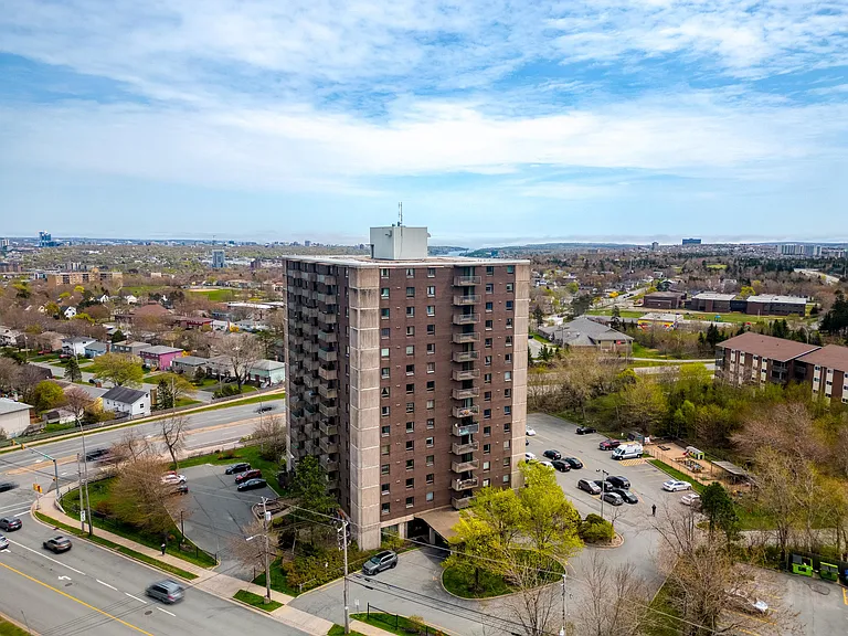 290 Main Ave — Photo 18