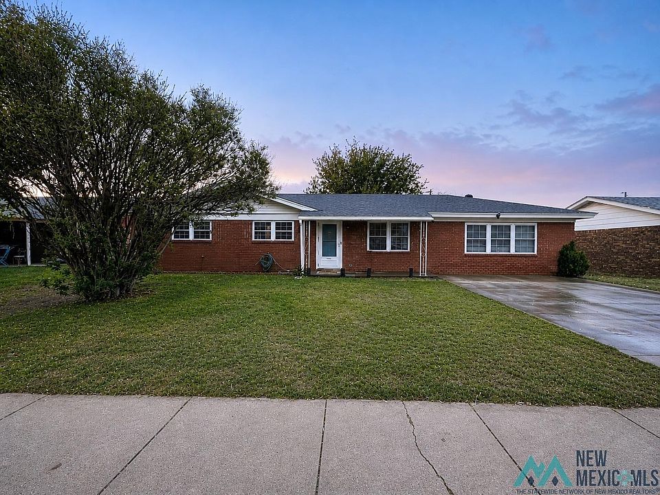 1st image of 212 La Salle Dr