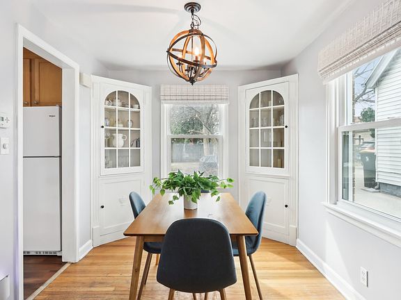 Dining with Corner Cabinetry