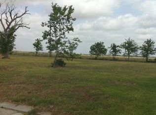 115 Spanish Oak Cir, Lake Jackson, TX 77566